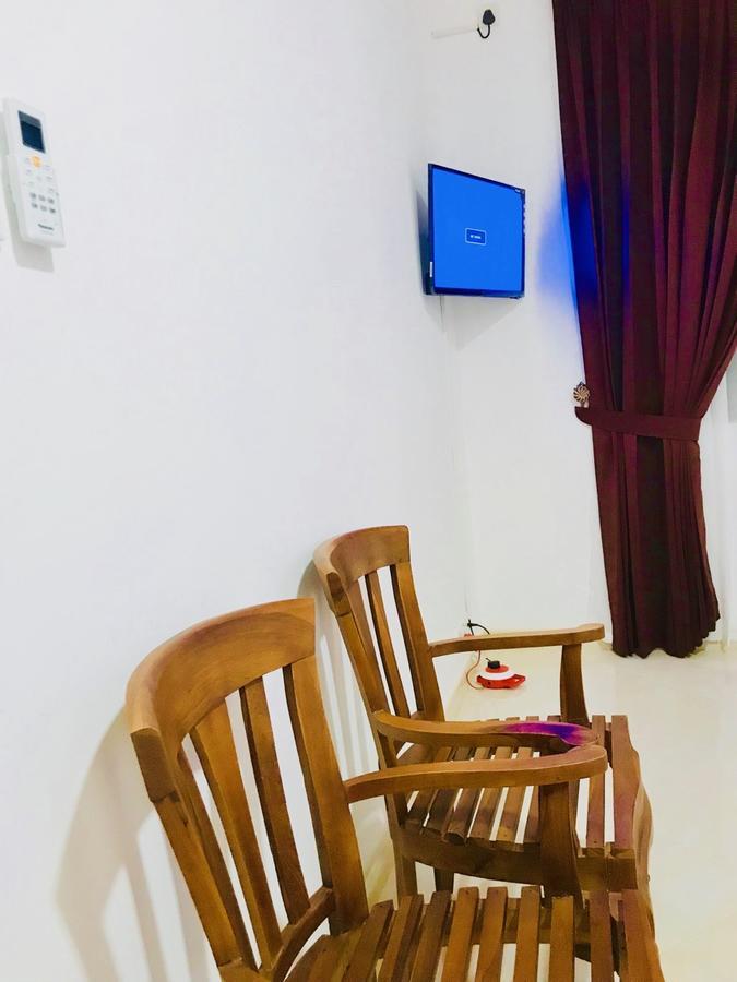 Ceylon Pearlwing Resort Негомбо Екстериор снимка