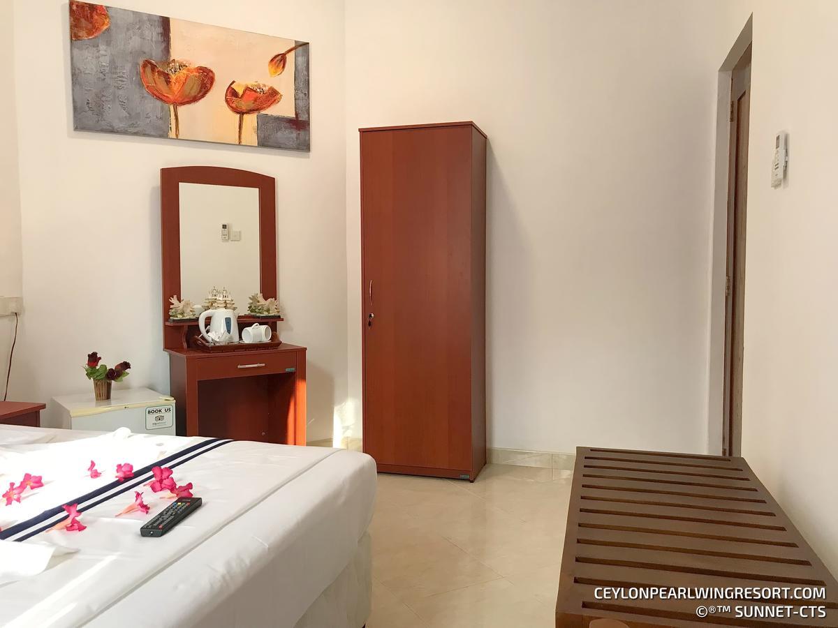 Ceylon Pearlwing Resort Негомбо Екстериор снимка